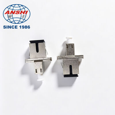 آداپتور فیبر نوری هیبریدی ساده از SC به LC PC / APC ، فلز فلز ، حالت تک / حالت چندگانه برای Patch Cord Pigtail